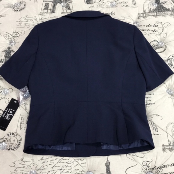 Le Suit Petite Flare-Hem Blazer Suit - Picture 7 of 7